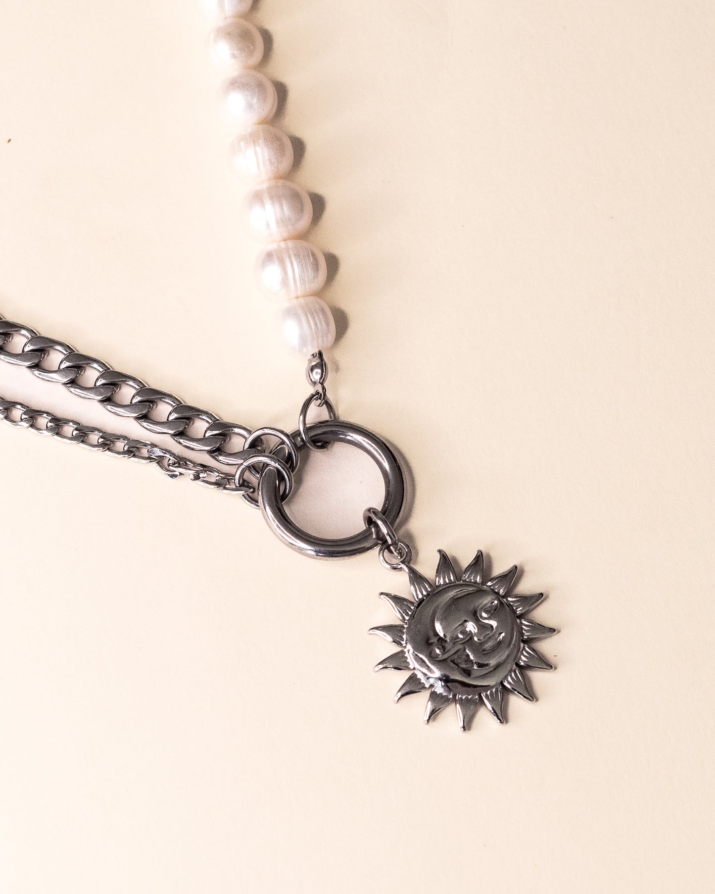 Collier Solar Kiss